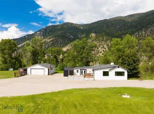 3170 E River Rd, Livingston, MT 59047