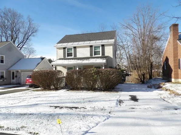 60 Whittier Ave, Pittsfield, MA 01201