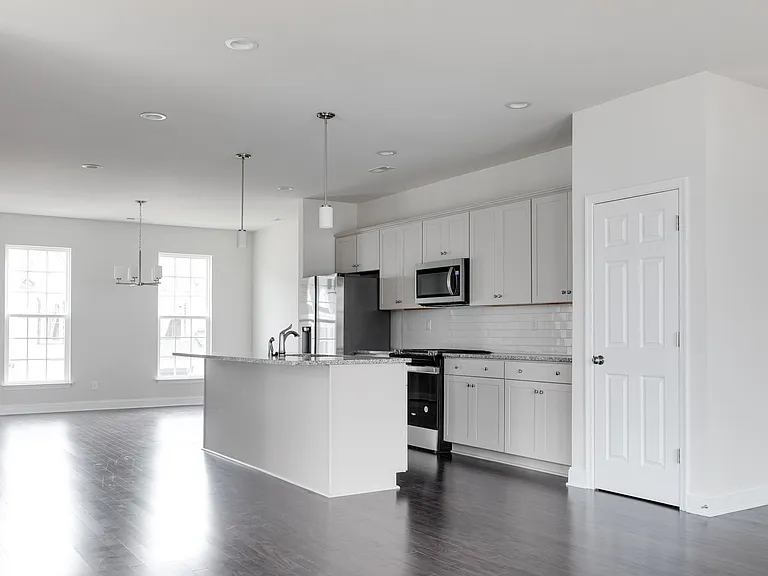 6920 Leire Ln — Photo 7