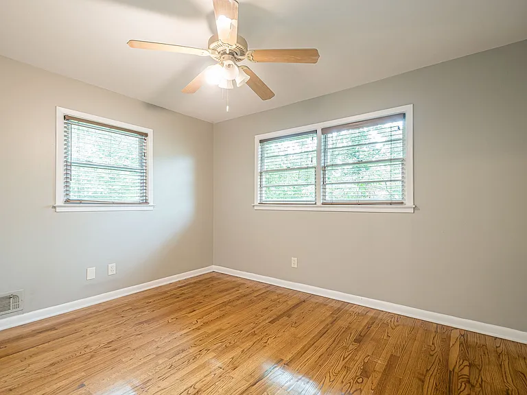 960 Old Canton Rd — Photo 21