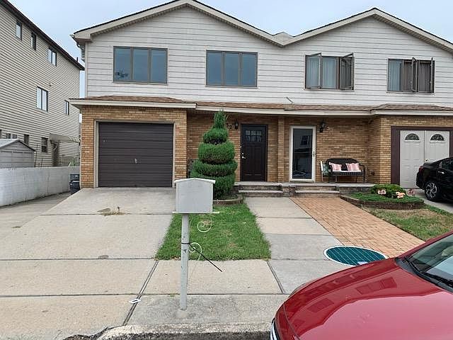 1st image of 32 Leggett Pl