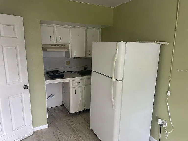 214 N Chestnut Rd — Photo 5