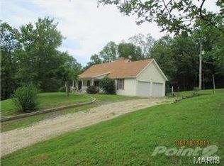 210 Hart Dr, Saint Clair, MO 63077