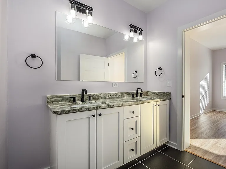 7039 Executive Cir — Photo 19
