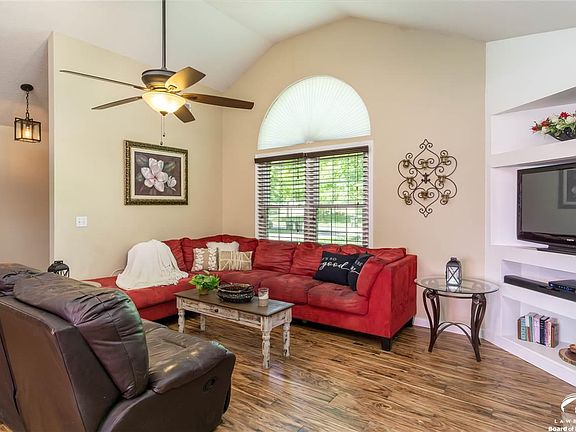 4th image of 2708 Ann Ct