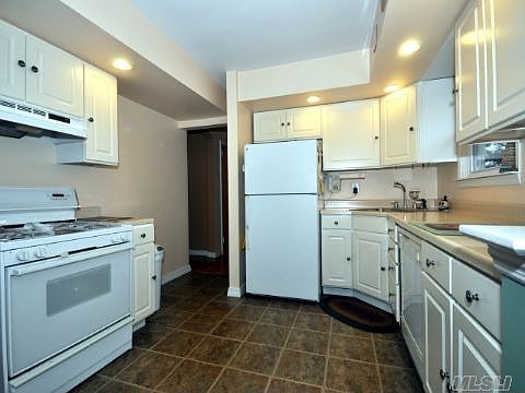 5th image of 520 Pease Ln
