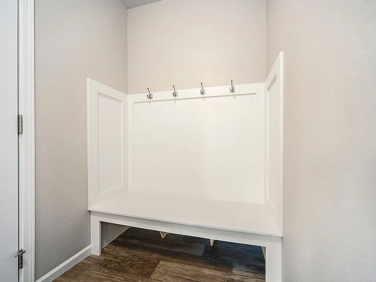 4340 Briarhill Dr — Photo 5