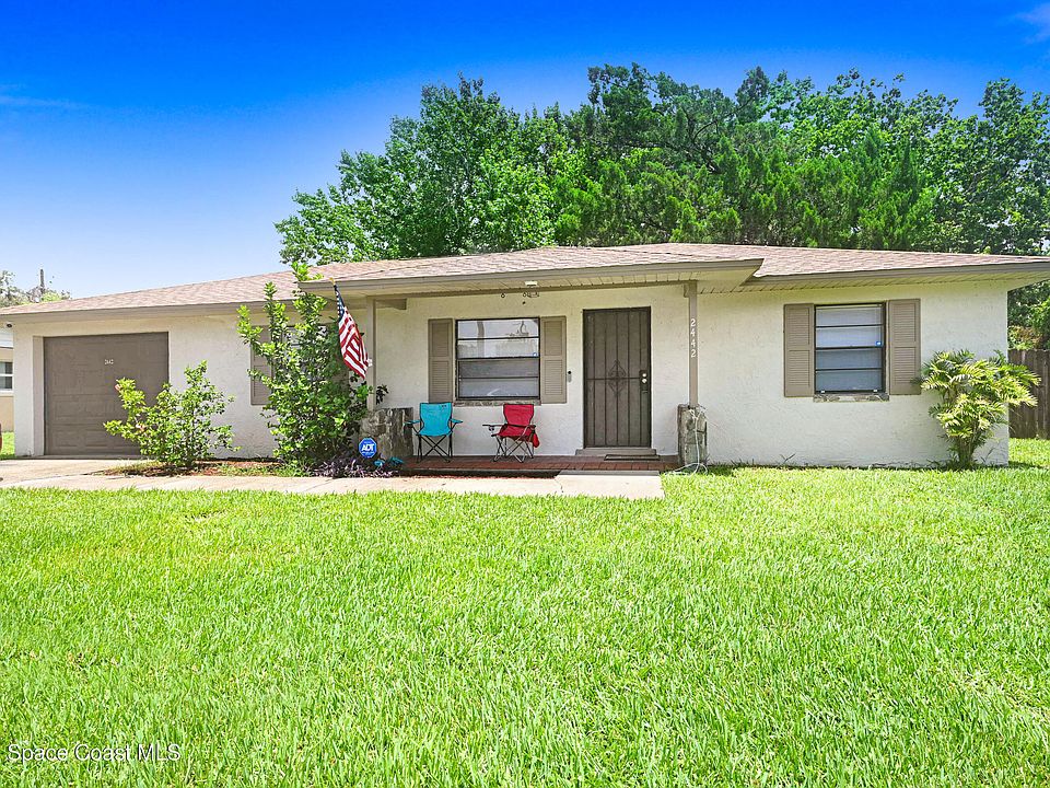 1st image of 2442 Dianne Dr