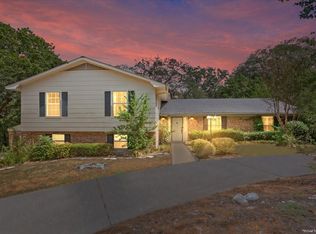 435 Elmwood Rd, Woodway, TX 76712