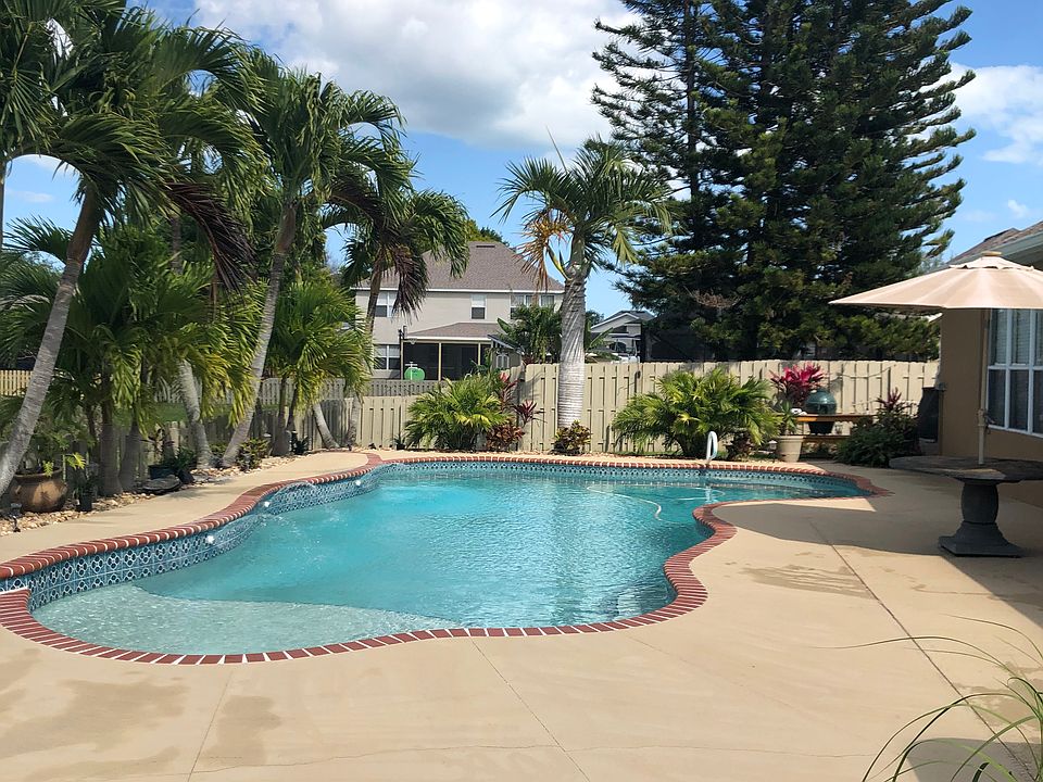 2nd image of 1380 Grand Cayman Dr