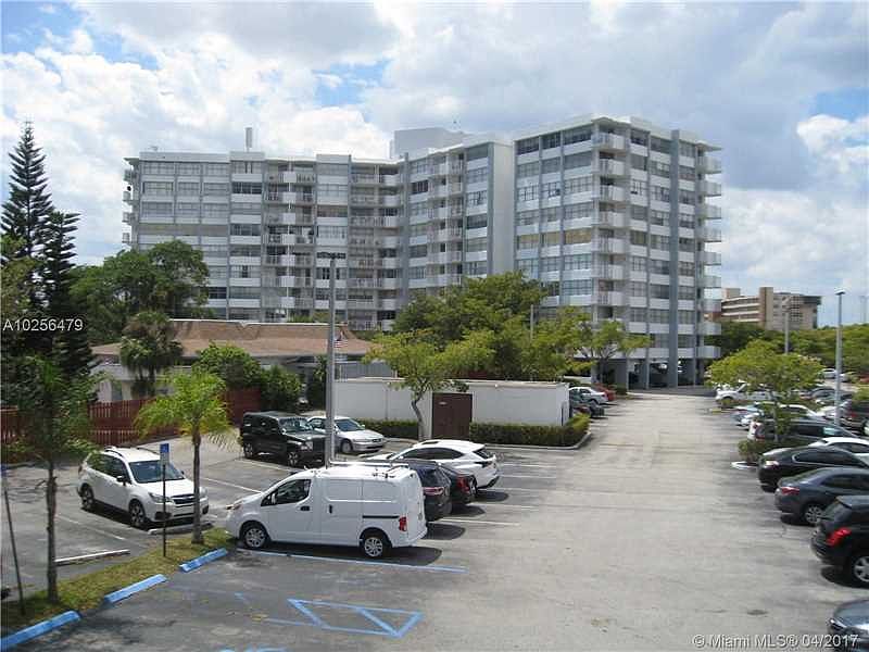 1st image of 1300 NE Miami Gardens Dr APT 213E