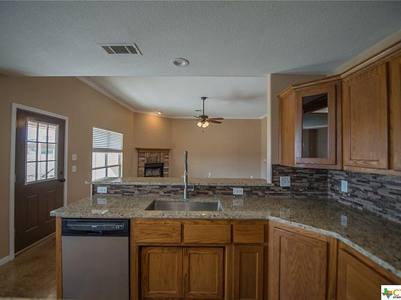 4th image of 501 County Road 4884