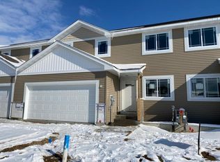 5215 Foxfield Dr NW, Rochester, MN 55901