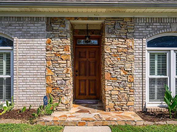 3rd image of 1586 Bent River Cir