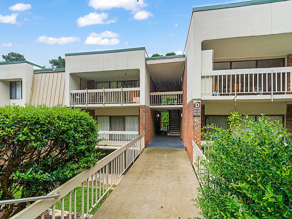 1st image of 500 Umstead Dr #105D