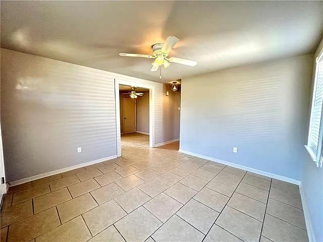 2 bed, 1.0 bath, 1097 sqft, $1,500 — Photo 3