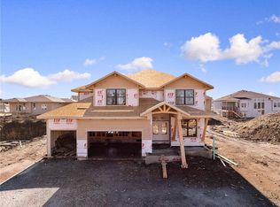 25031 W 141st St, Olathe, KS 66061