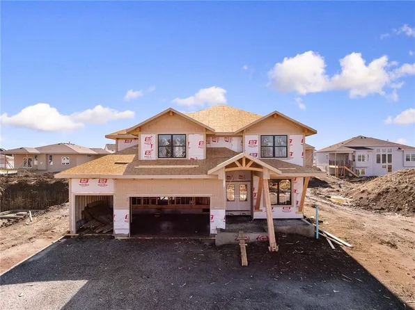 25031 W 141st St, Olathe, KS 66061