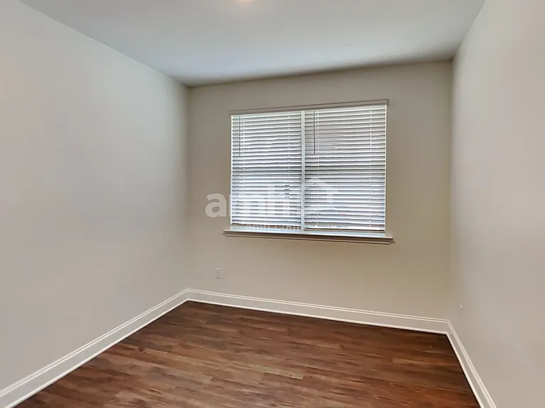 7409 Garrett Ct — Photo 18