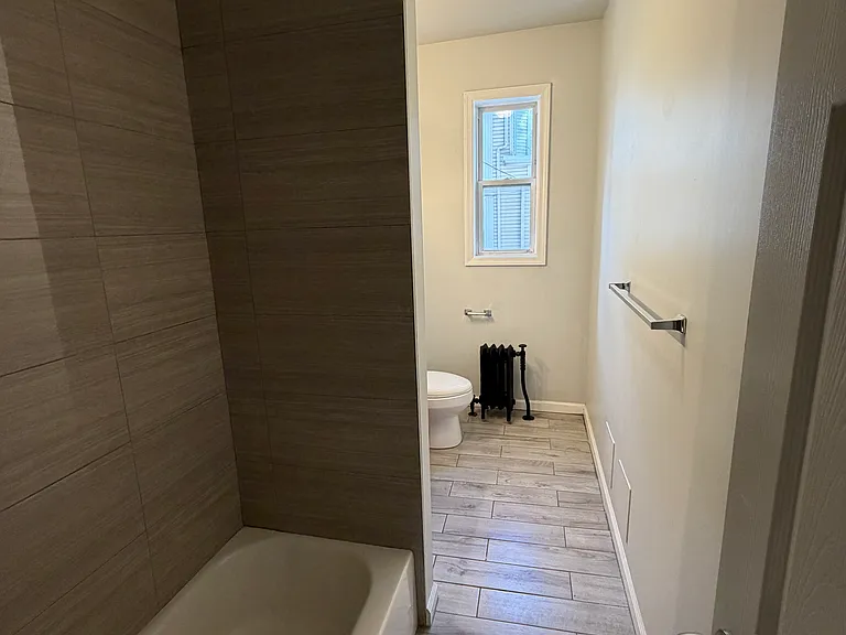 1011 East Jersey Street — Photo 13