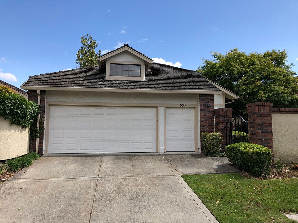 1st image of 339 Jacaranda Dr