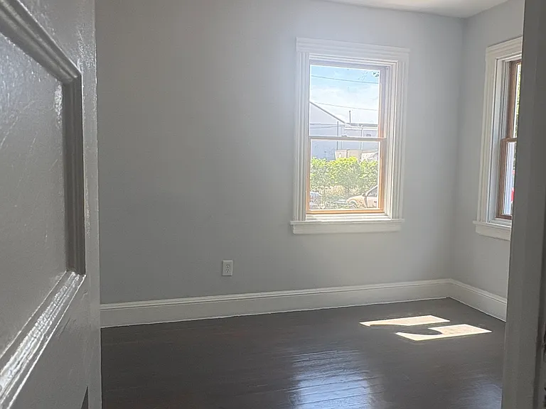 285 Garden St #1 — Photo 3