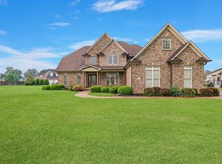 32 Breuington Dr, Jackson, TN 38305