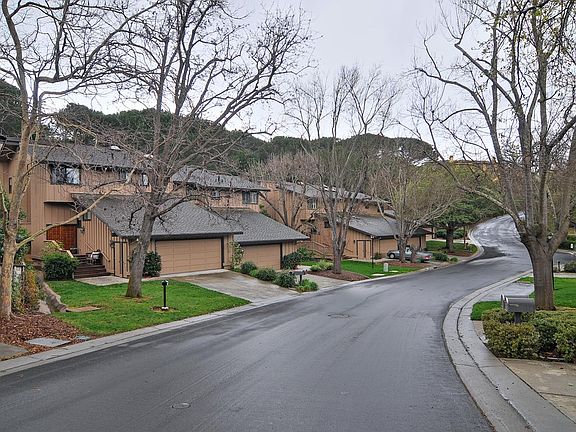 2nd image of 1290 Trinity Dr