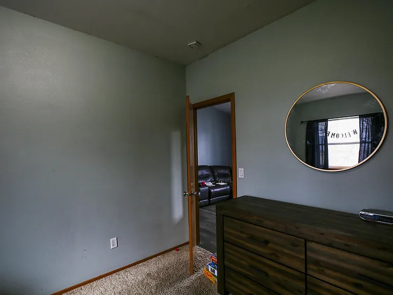 1555 SW Gilson Ct — Photo 34
