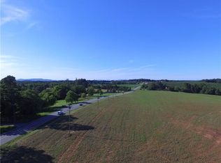 4979 N State Highway 16 Hwy #B, Claremont, NC 28610