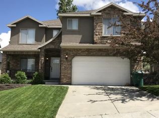 10412 N Bayhill Dr, Cedar Hills, UT 84062