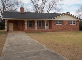 2010 Pinewood Rd, Sumter, SC 29154
