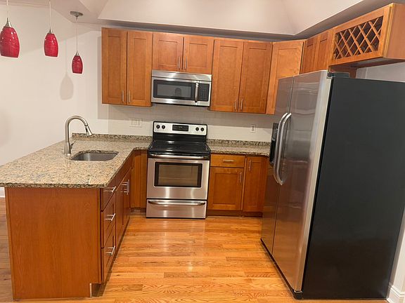 4th image of 1917 Wharton St Unit 1