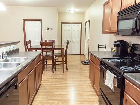 2nd image of 5105 NE 23rd Ave Unit 1305