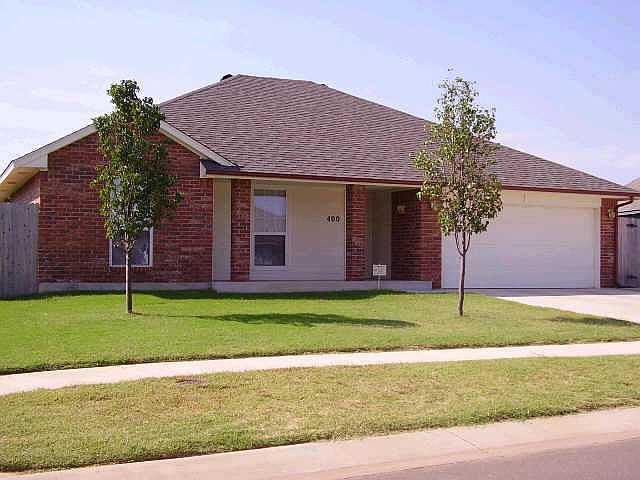 1st image of 400 SE Madison Place Dr