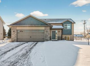 504 Moline Loop NW, Isanti, MN 55040