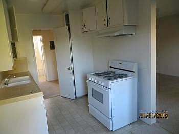 3rd image of 100 S Altadena Dr APT 11