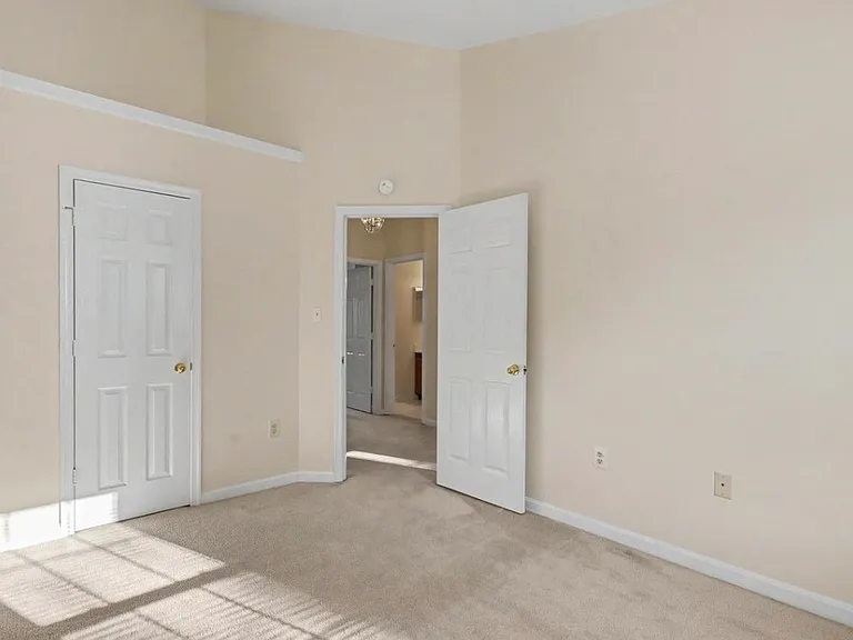 4805 Great Heron Ter — Photo 9