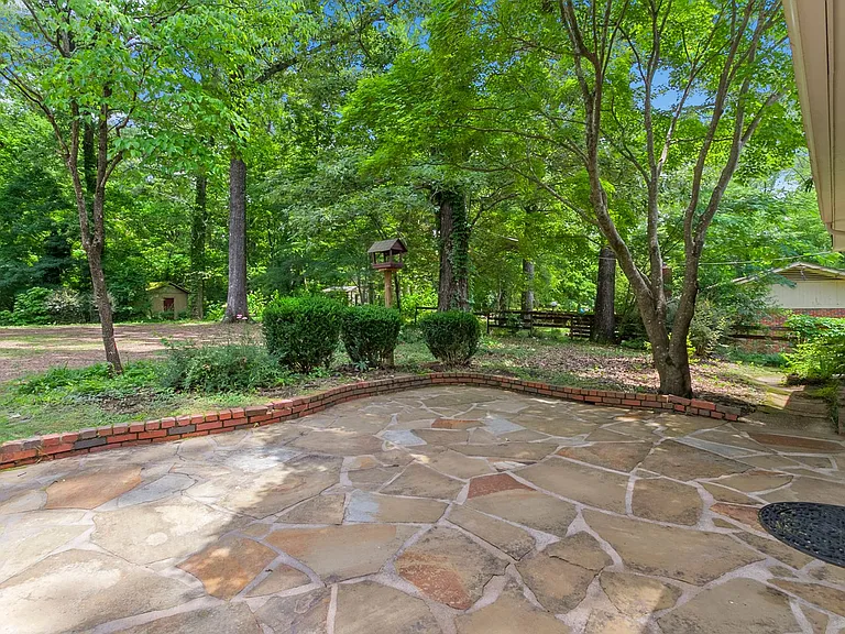 4909 Northwood Lake Dr E — Photo 24