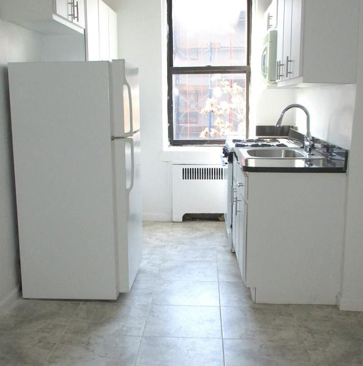 2nd image of 822 Ocean Ave APT 6G
