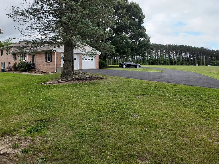 8936 Goldsborough Neck Rd — Photo 4