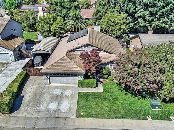 3rd image of 1525 Hannah Court