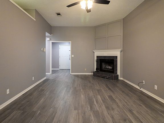 2nd image of 2414 Silverhill Dr