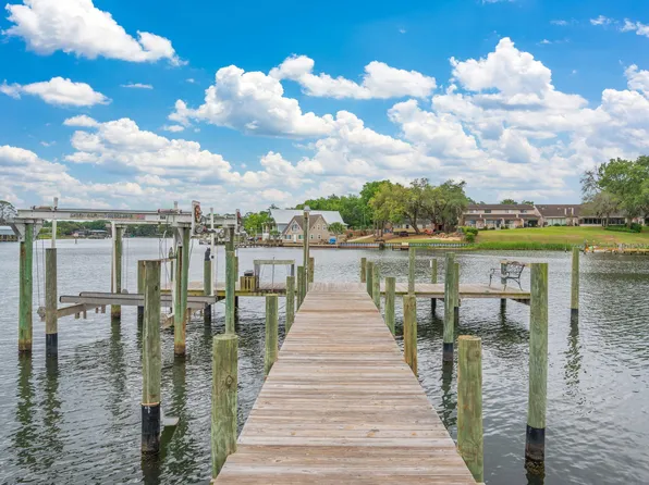 210 Pelham Rd Unit 113A, Fort Walton Beach, FL 32547