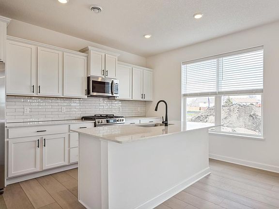 2nd image of 2529 Green Ash Ave