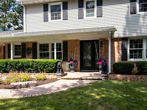 5th image of 5355 Crestdale Dr
