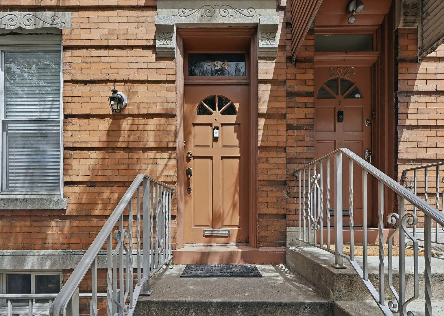 2 bed, 1.0 bath, $2,400 — Photo 3