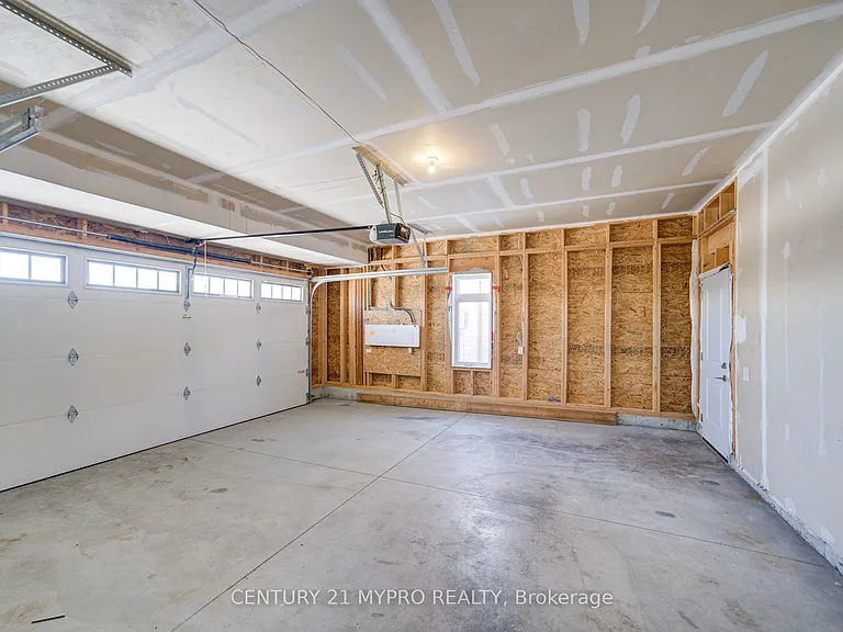 13 Lillys Ct — Photo 44