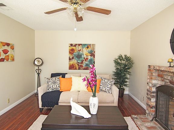 3rd image of 3152 Everdale Dr