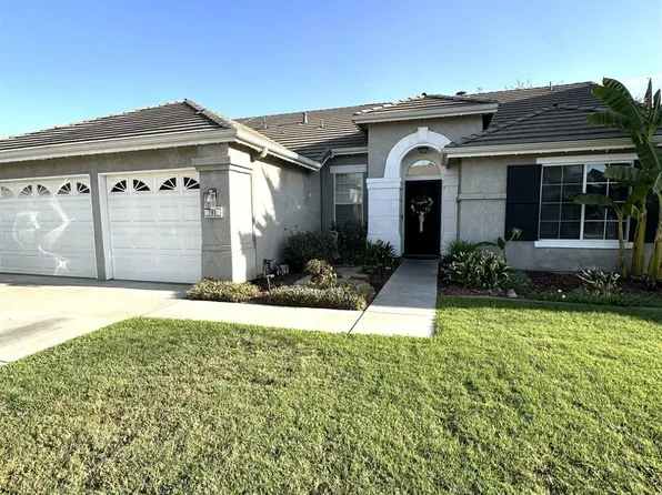 795 W Encore Dr, Hanford, CA 93230